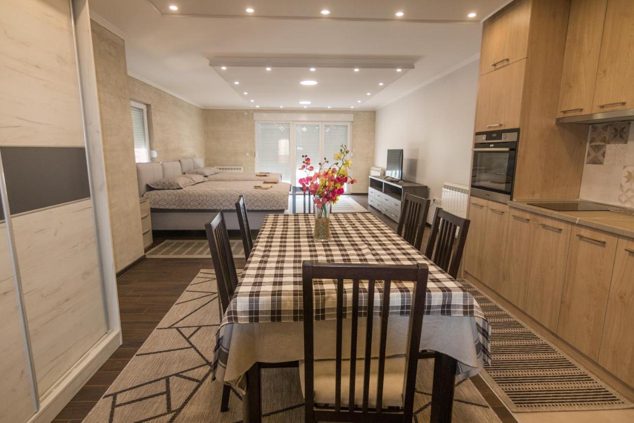 Apartment Lili Bajina Basta Bagian luar foto